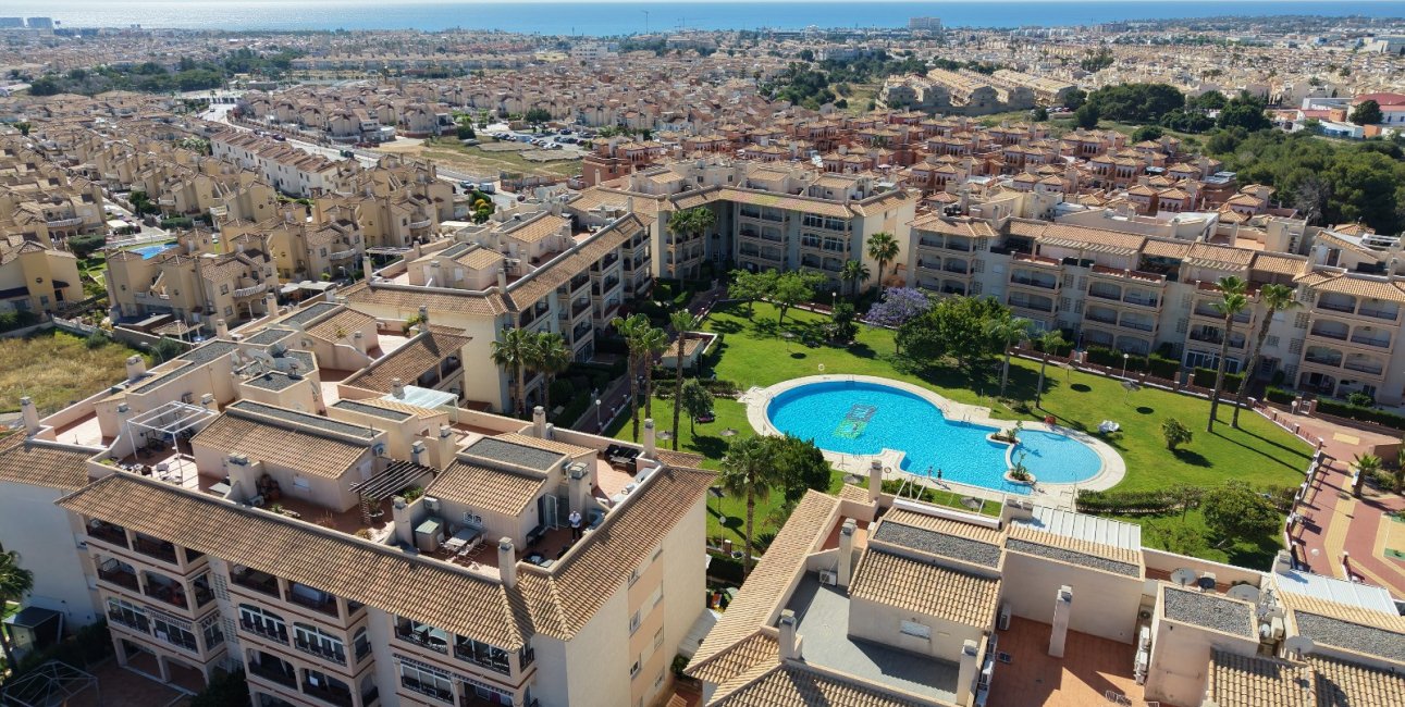 Resale - Duplex -
Orihuela Costa - Playa Flamenca
