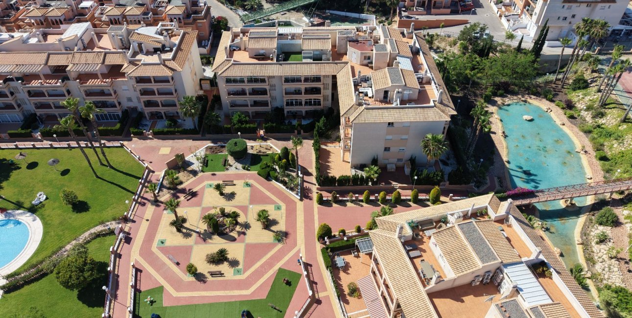 Resale - Duplex -
Orihuela Costa - Playa Flamenca