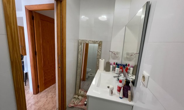 Resale - Apartment / flat -
Torrevieja - Torrevieja - Centre