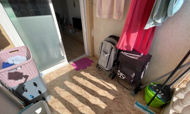 Resale - Apartment / flat -
Torrevieja - Torrevieja - Centre