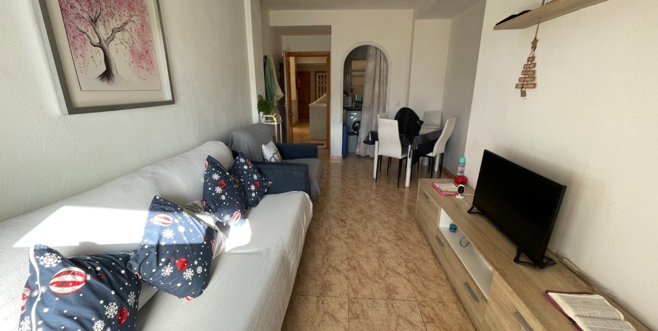 Resale - Apartment / flat -
Torrevieja - Torrevieja - Centre