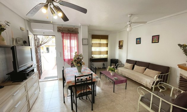 Resale - Townhouse -
Ciudad Quesada - Lo Marabu