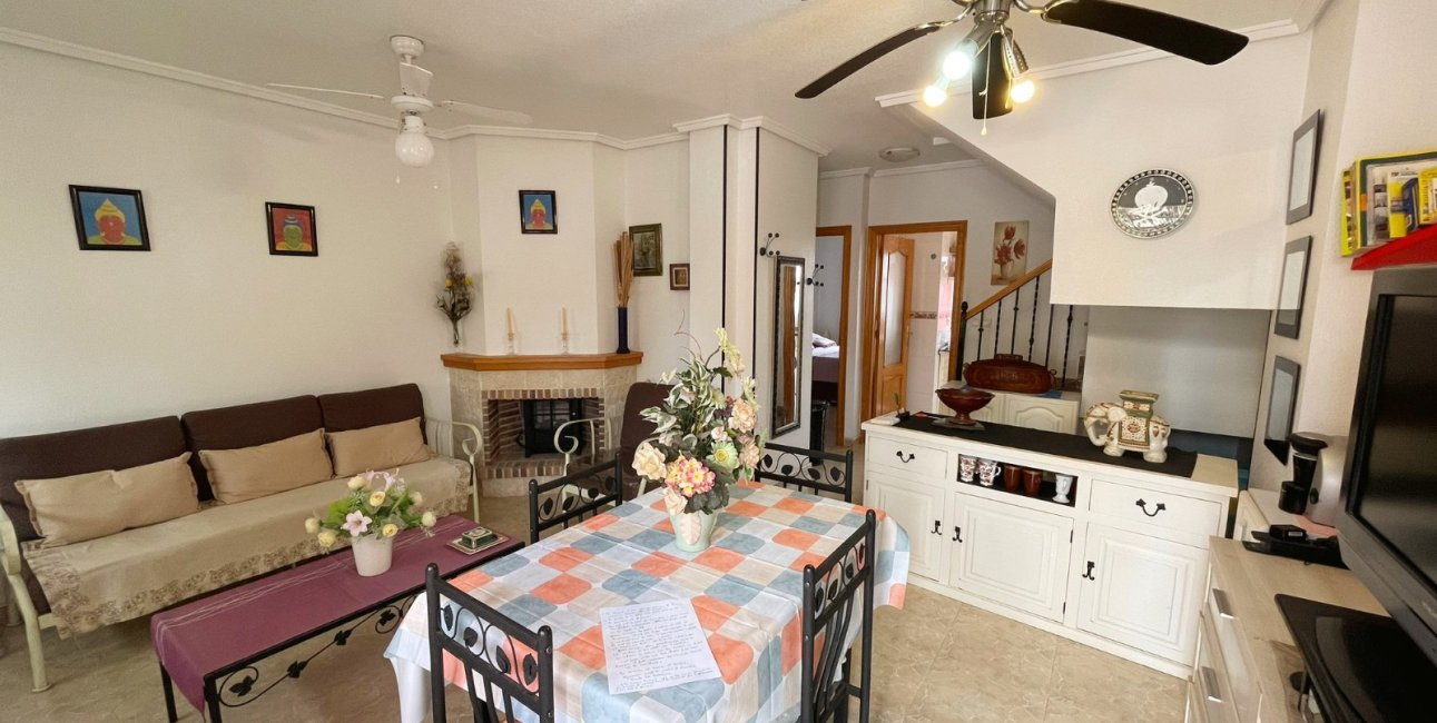 Resale - Townhouse -
Ciudad Quesada - Lo Marabu