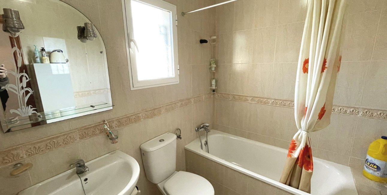 Resale - Townhouse -
Ciudad Quesada - Lo Marabu