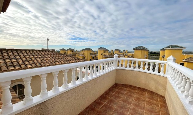 Resale - Townhouse -
Ciudad Quesada - Lo Marabu