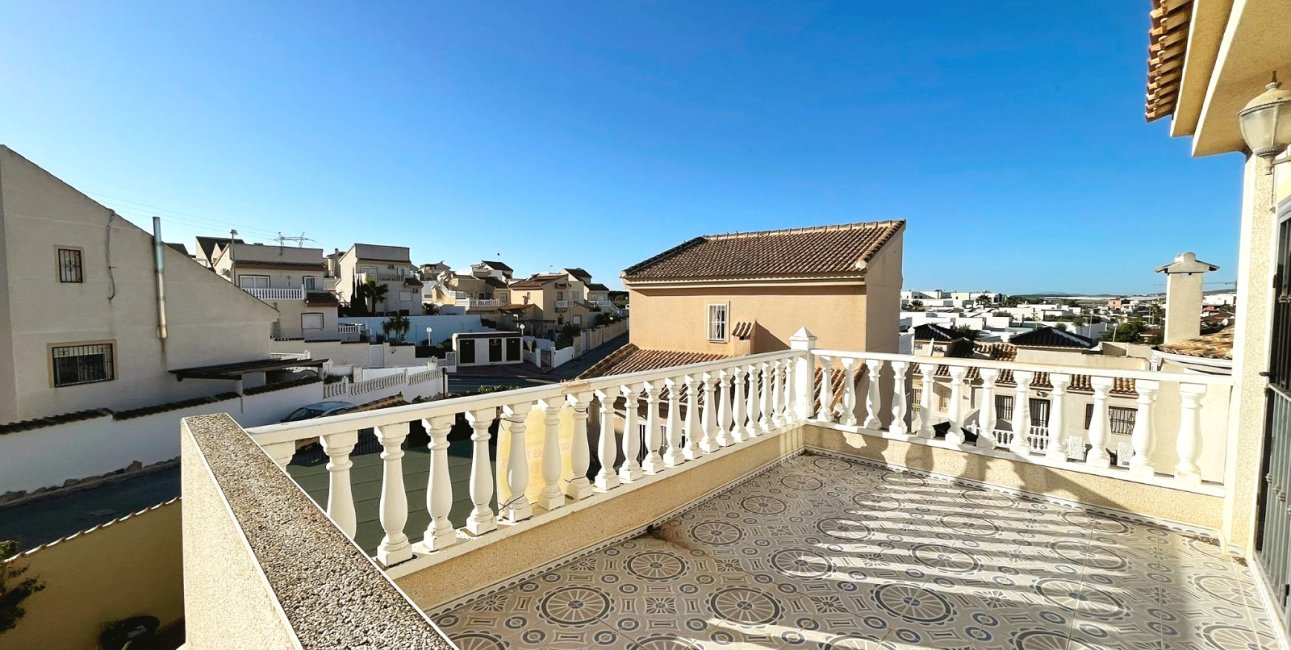 Resale - Villa -
Benimar - Rojales Hills