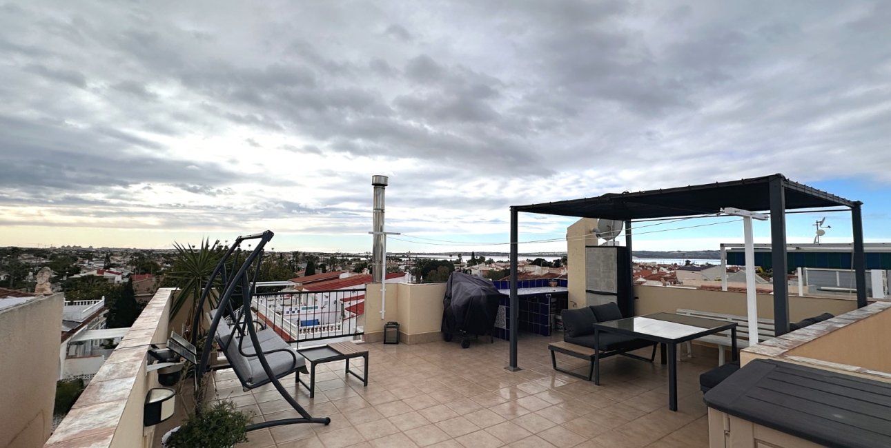 Rynek wtórny - Mieszkanie  -
Torrevieja - El Chaparral