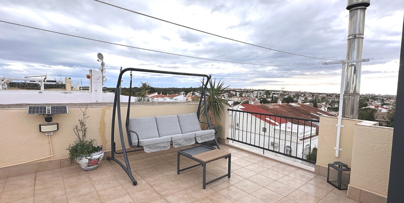 Rynek wtórny - Mieszkanie  -
Torrevieja - El Chaparral