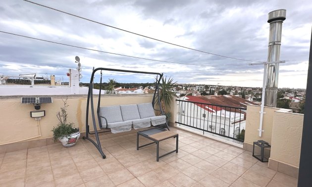 Rynek wtórny - Mieszkanie  -
Torrevieja - El Chaparral