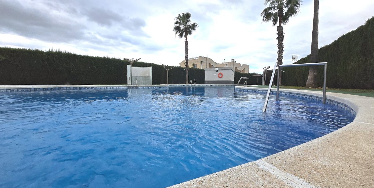 Rynek wtórny - Mieszkanie  -
Torrevieja - El Chaparral