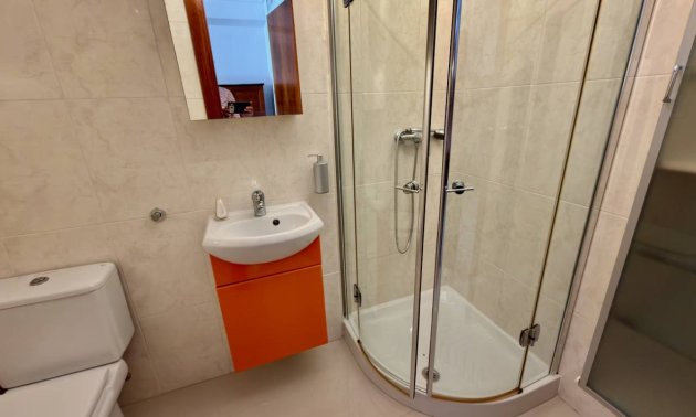 Resale - Townhouse -
Ciudad Quesada - Doña Pepa