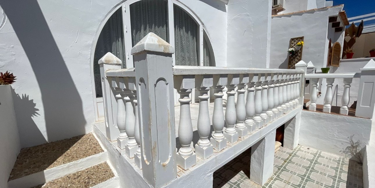 Resale - Townhouse -
Ciudad Quesada - Altos de Quesada