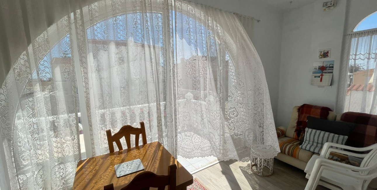 Resale - Townhouse -
Ciudad Quesada - Altos de Quesada