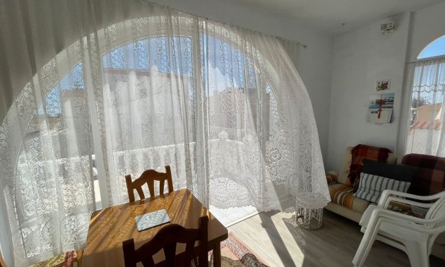 Resale - Townhouse -
Ciudad Quesada - Altos de Quesada