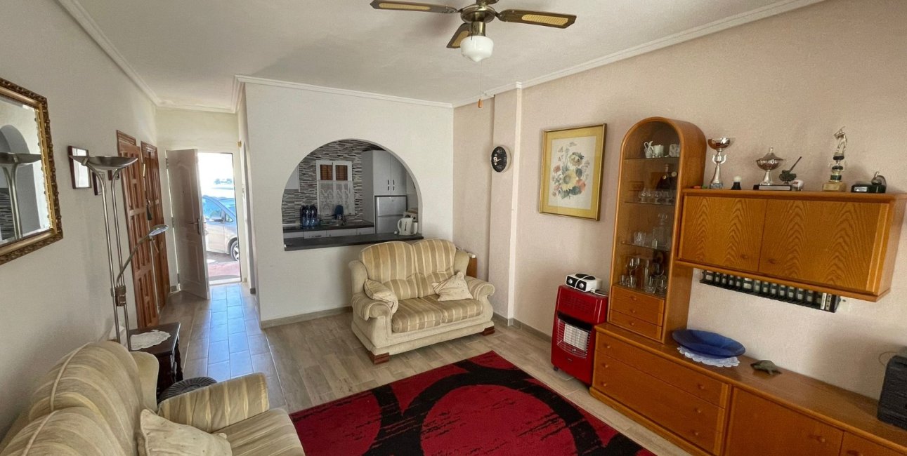 Resale - Townhouse -
Ciudad Quesada - Altos de Quesada