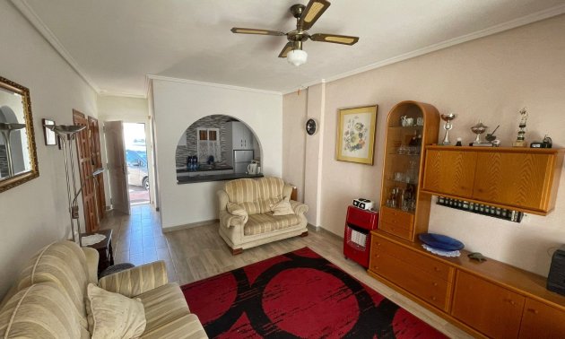 Resale - Townhouse -
Ciudad Quesada - Altos de Quesada