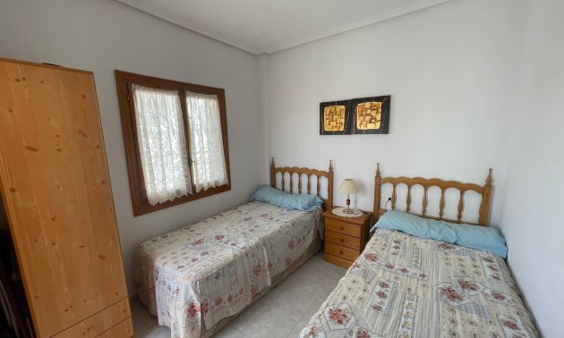 Resale - Townhouse -
Ciudad Quesada - Altos de Quesada