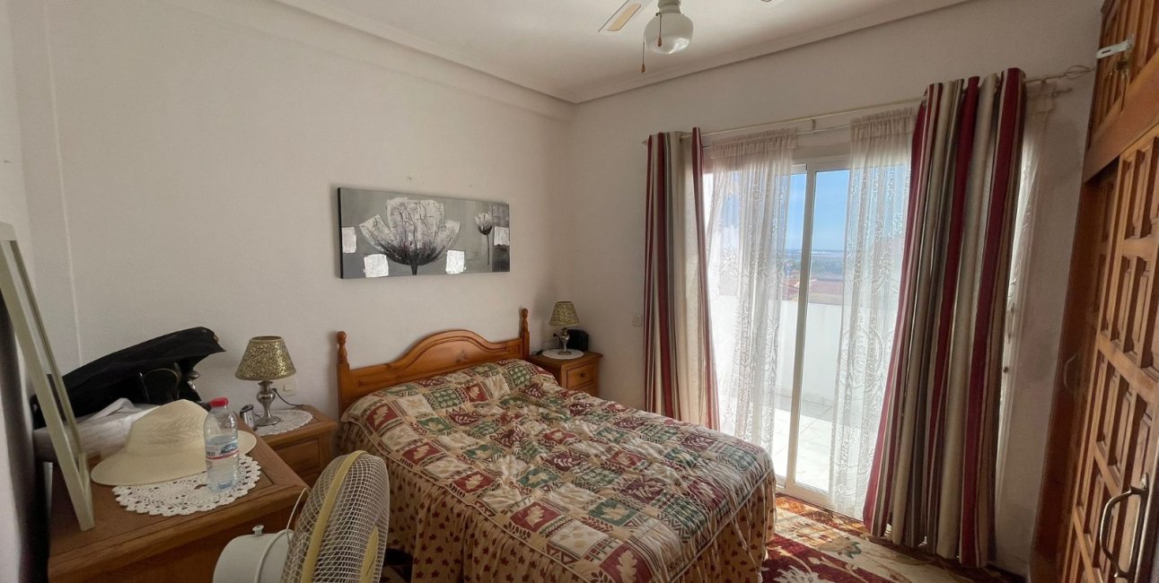 Resale - Townhouse -
Ciudad Quesada - Altos de Quesada