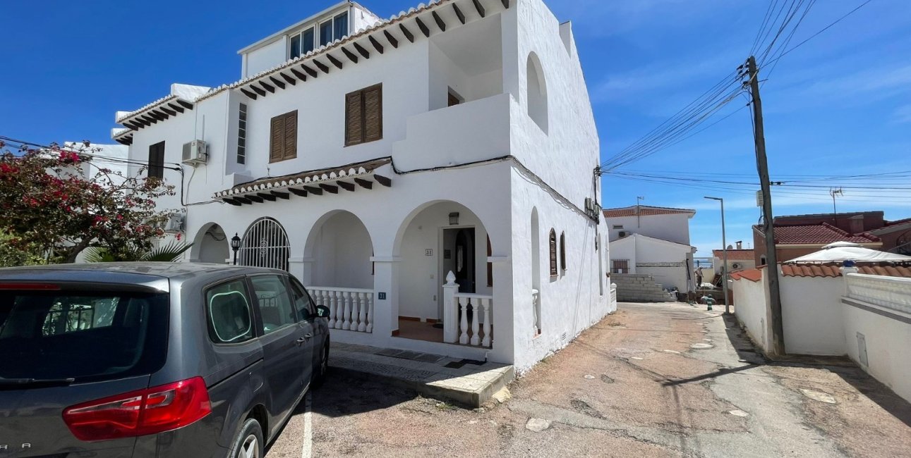 Resale - Townhouse -
Ciudad Quesada - Altos de Quesada