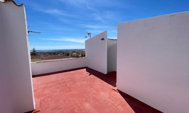 Resale - Townhouse -
Ciudad Quesada - Altos de Quesada