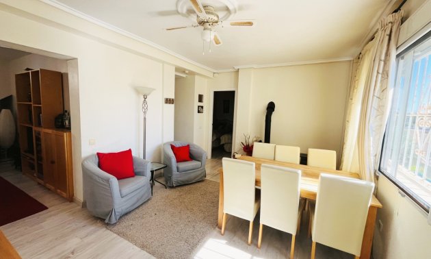 Resale - Townhouse -
Ciudad Quesada - La Marquesa