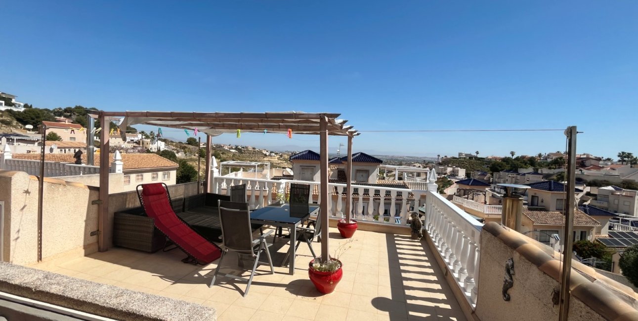 Resale - Townhouse -
Ciudad Quesada - La Marquesa