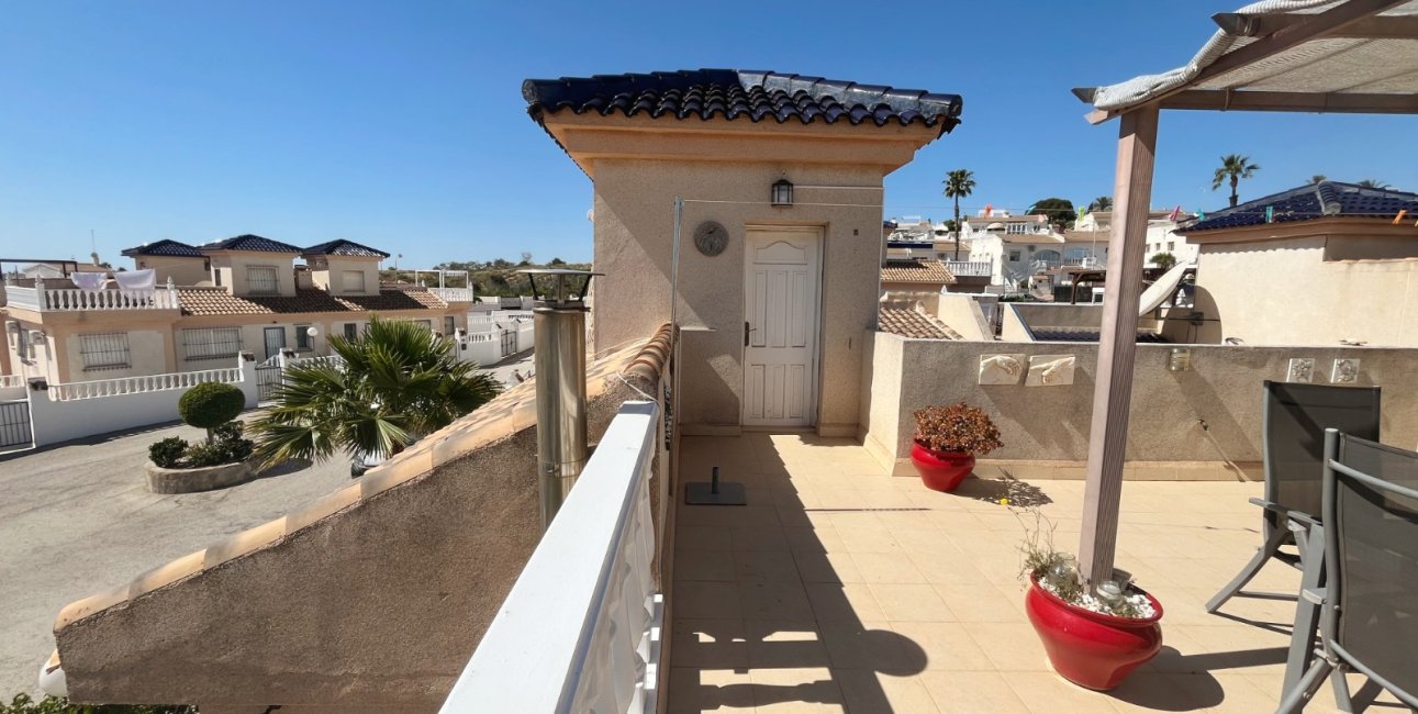 Resale - Townhouse -
Ciudad Quesada - La Marquesa