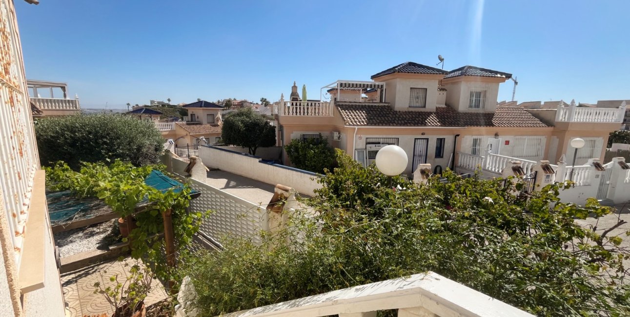 Resale - Townhouse -
Ciudad Quesada - La Marquesa