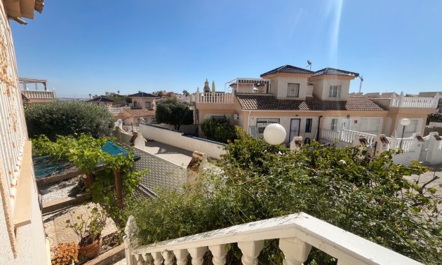 Resale - Townhouse -
Ciudad Quesada - La Marquesa