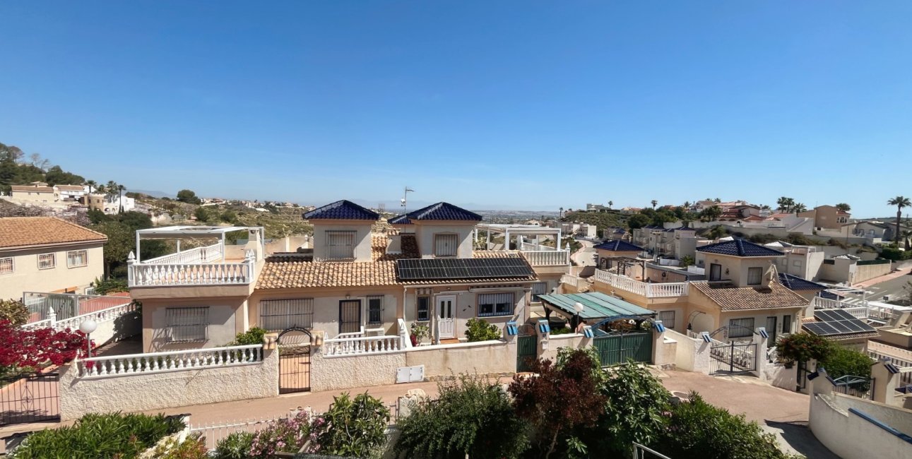 Resale - Townhouse -
Ciudad Quesada - La Marquesa