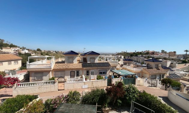 Resale - Townhouse -
Ciudad Quesada - La Marquesa