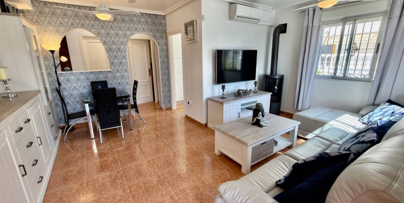 Resale - Townhouse -
Los Montesinos - Entre Naranjos / Vistabella Golf
