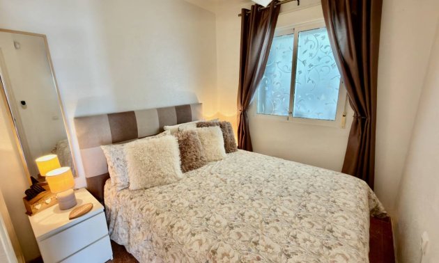 Resale - Townhouse -
Los Montesinos - Entre Naranjos / Vistabella Golf