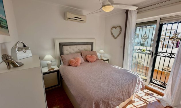 Resale - Townhouse -
Los Montesinos - Entre Naranjos / Vistabella Golf