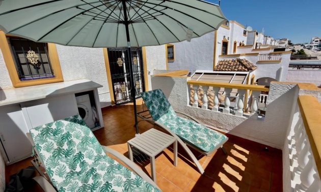 Resale - Townhouse -
Los Montesinos - Entre Naranjos / Vistabella Golf