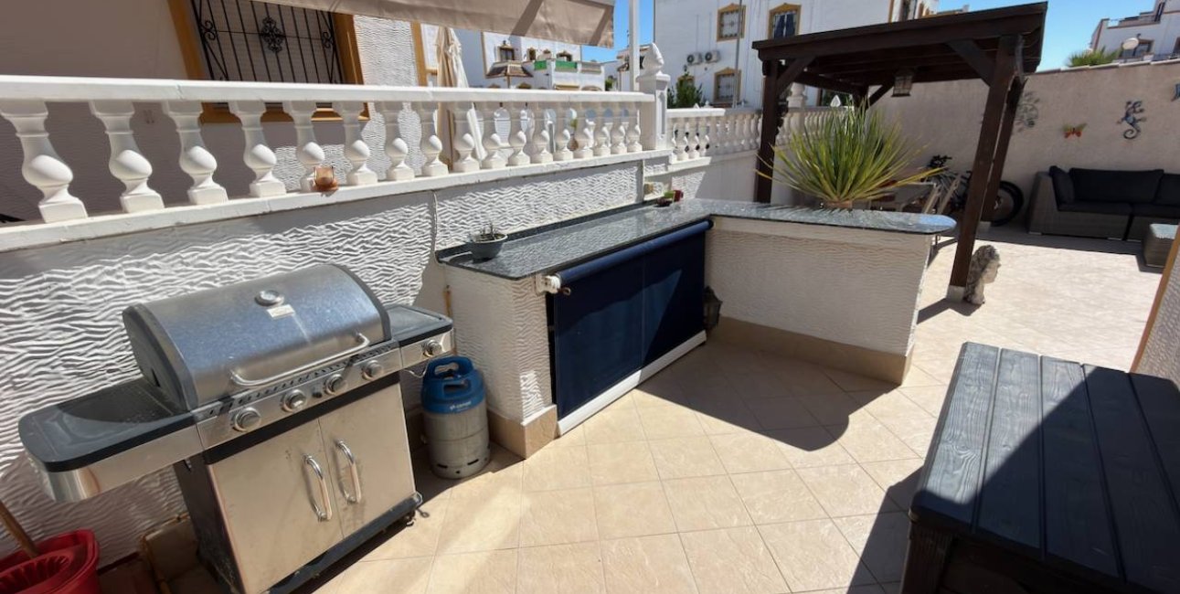Resale - Townhouse -
Los Montesinos - Entre Naranjos / Vistabella Golf