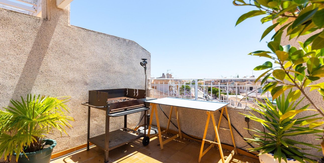 Resale - Bungalow -
Guardamar del Segura - El moncayo