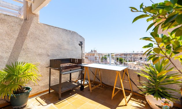 Resale - Bungalow -
Guardamar del Segura - El moncayo