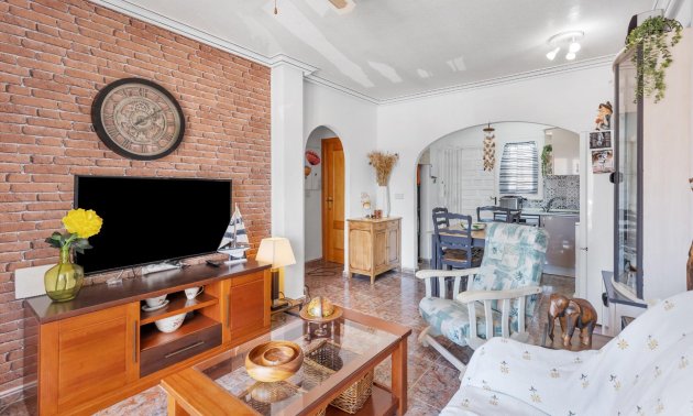 Resale - Bungalow -
Guardamar del Segura - El moncayo