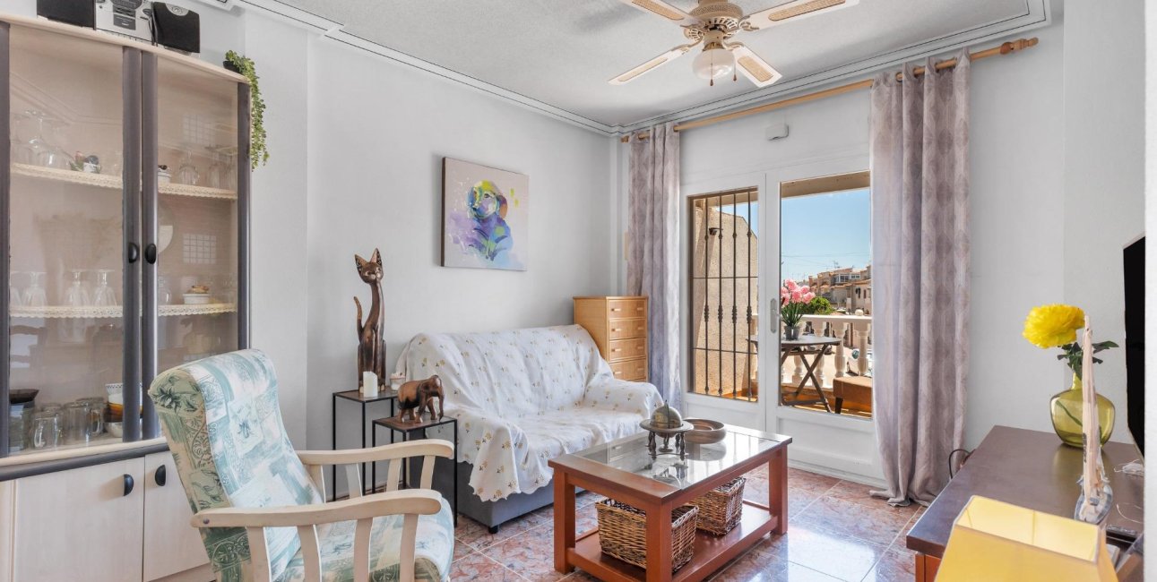 Resale - Bungalow -
Guardamar del Segura - El moncayo