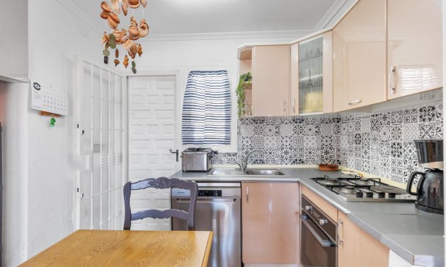 Resale - Bungalow -
Guardamar del Segura - El moncayo
