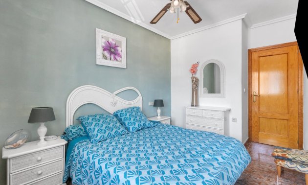 Resale - Bungalow -
Guardamar del Segura - El moncayo