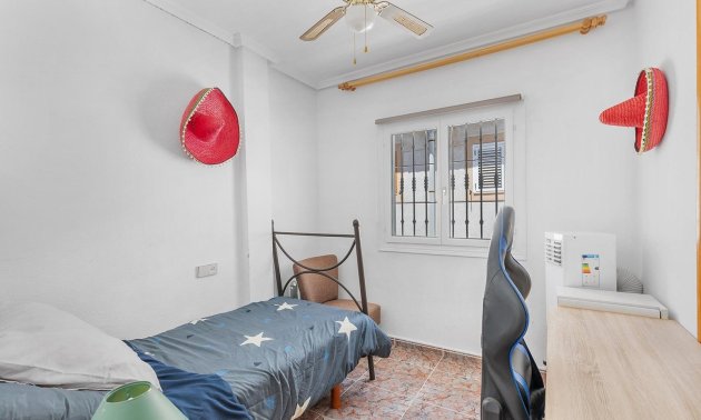 Resale - Bungalow -
Guardamar del Segura - El moncayo