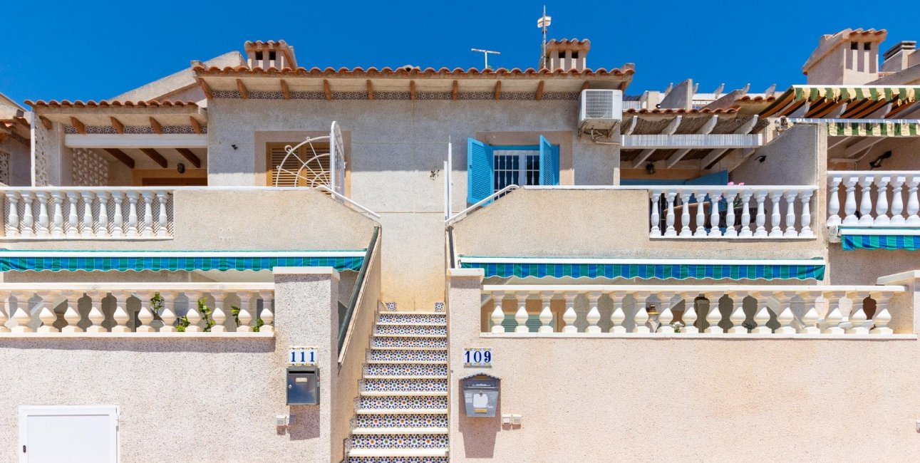 Resale - Bungalow -
Guardamar del Segura - El moncayo