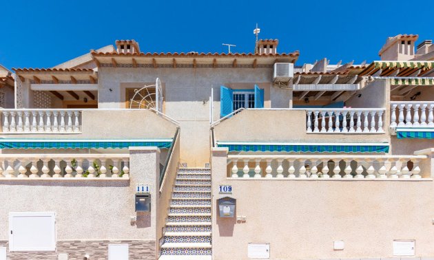 Resale - Bungalow -
Guardamar del Segura - El moncayo