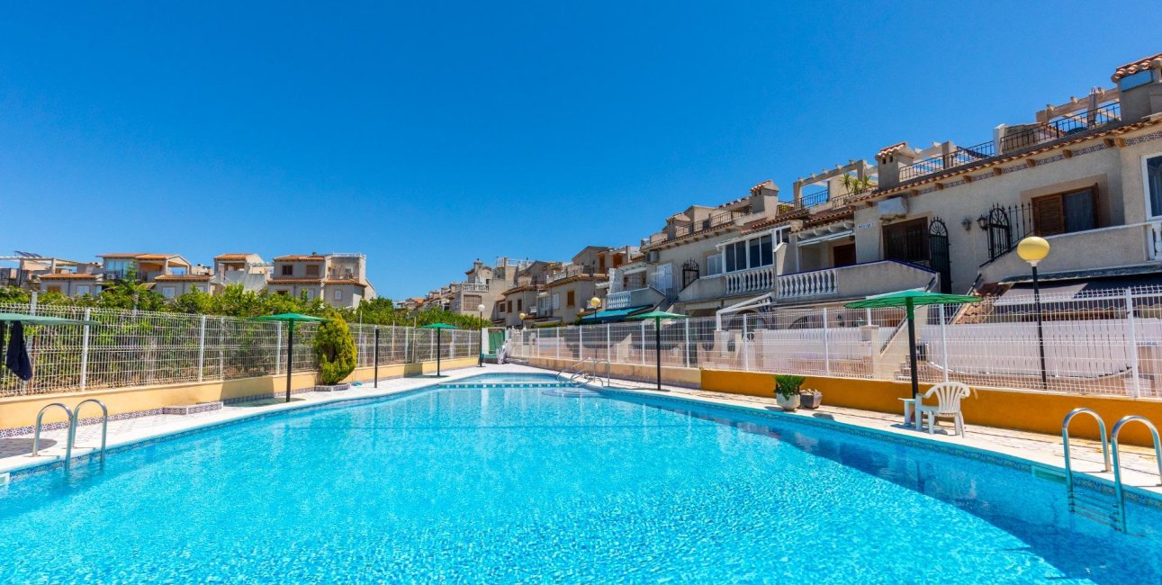 Resale - Bungalow -
Guardamar del Segura - El moncayo