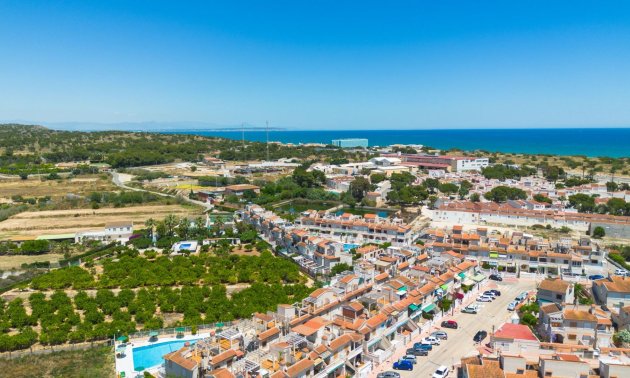 Resale - Bungalow -
Guardamar del Segura - El moncayo