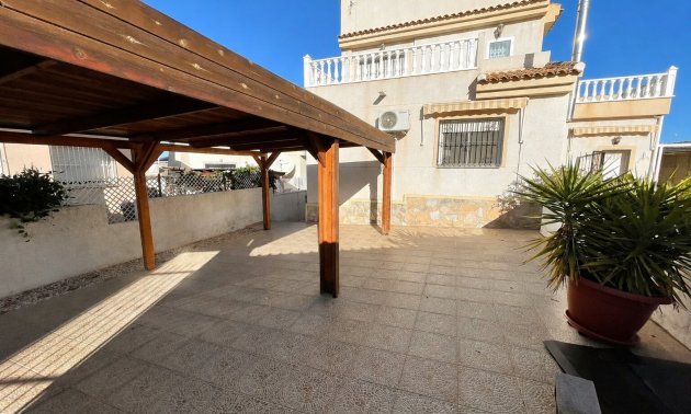 Resale - Villa -
Benimar - Rojales Hills