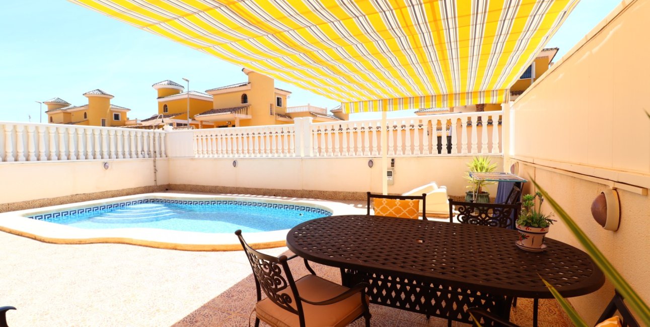 Resale - Villa -
Algorfa - Lo Crispin