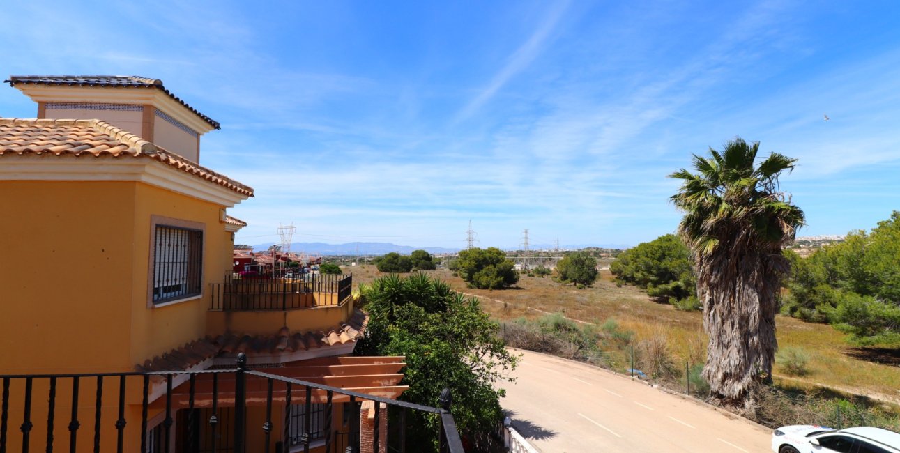 Resale - Villa -
Algorfa - Lo Crispin